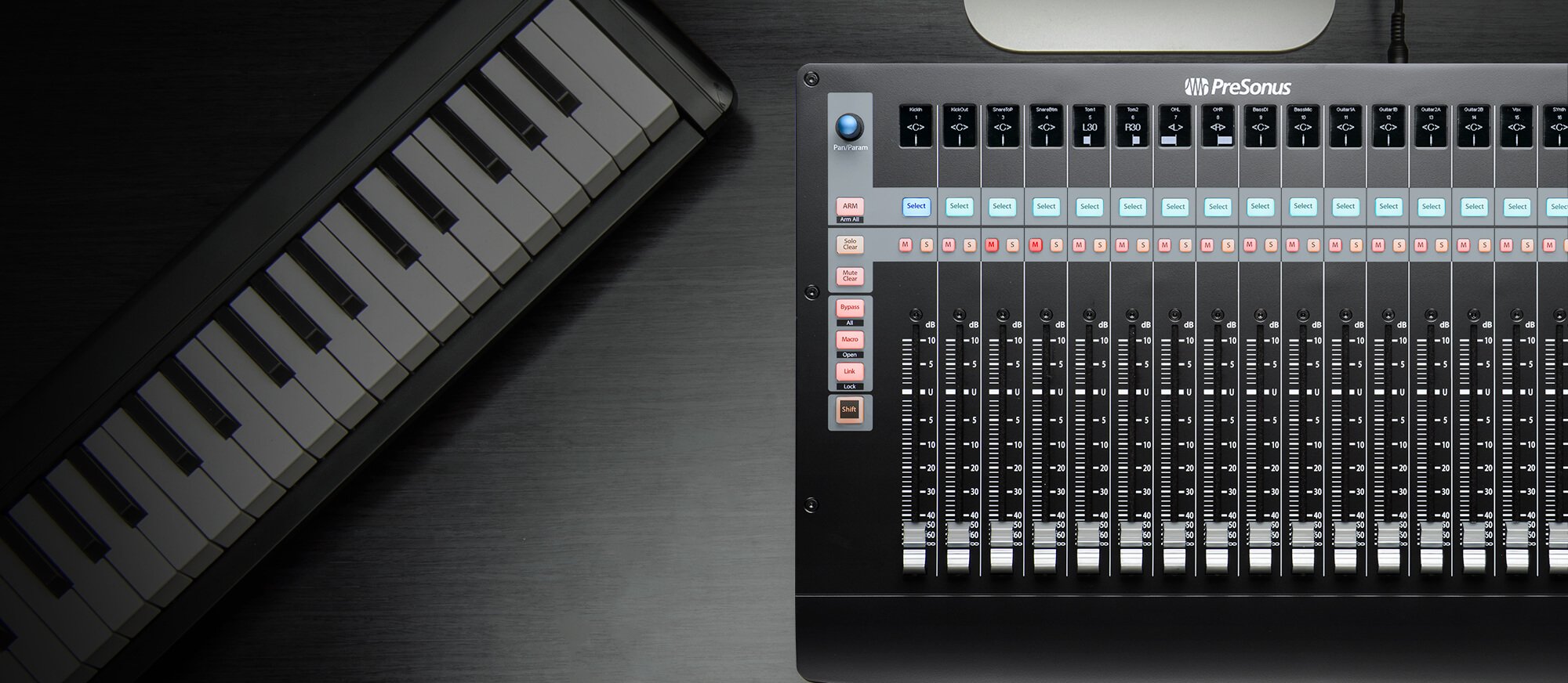 [美品]PreSonus FaderPort 16 MIDIコントローラー PreSonus FaderPort 16 16-channel Production Controller